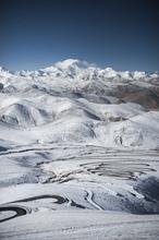 1608035703103_Low_Tibet_Everest