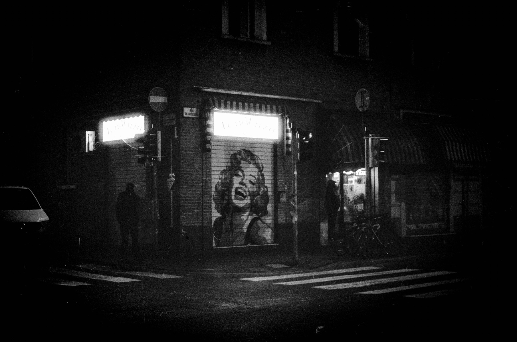 Picture of B/N, Bologna, Fomapan, bolognina, film.