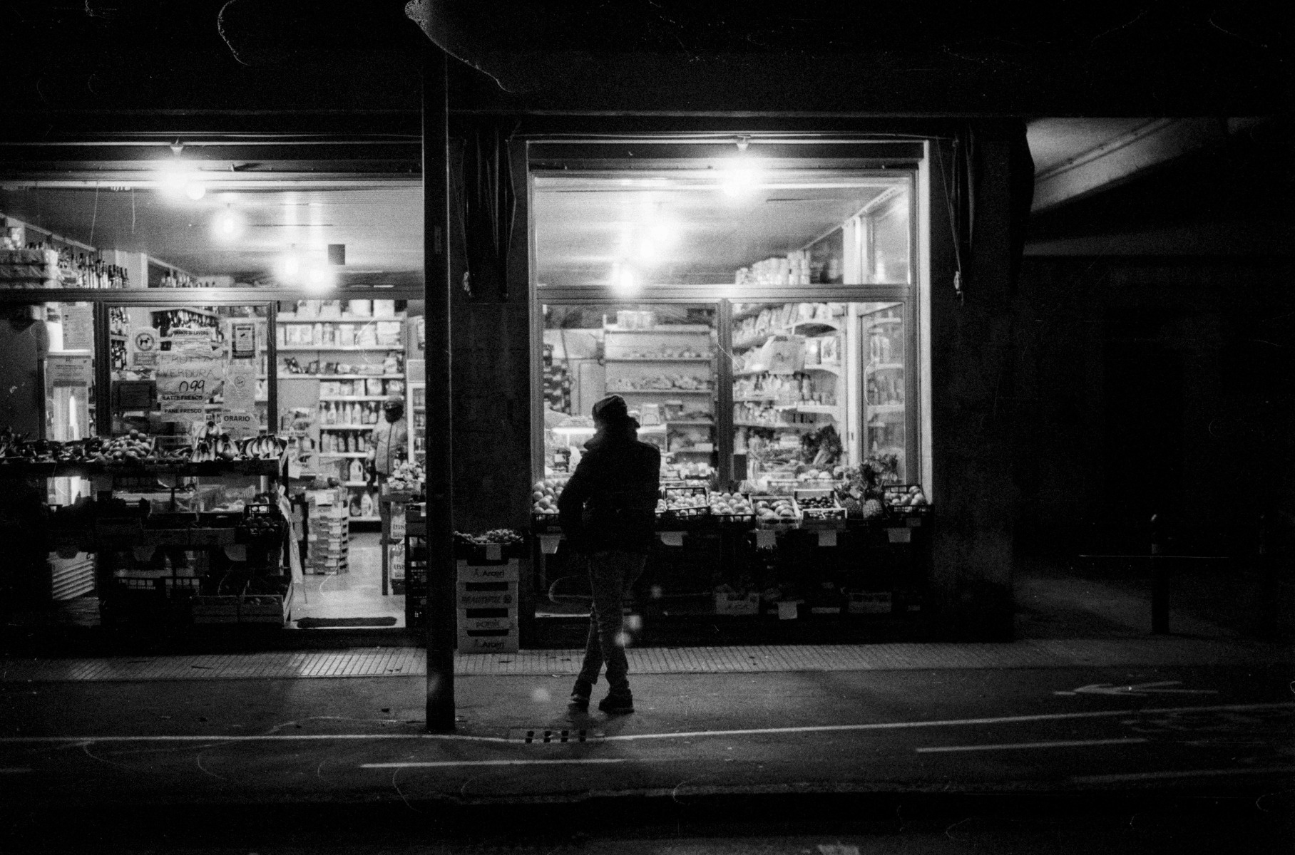 Picture of B/N, Bologna, Fomapan, bolognina, film.