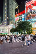 1575821502570_Tokyo_by_Peter_Zullo42