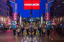 Amsterdam, Specular Reflection