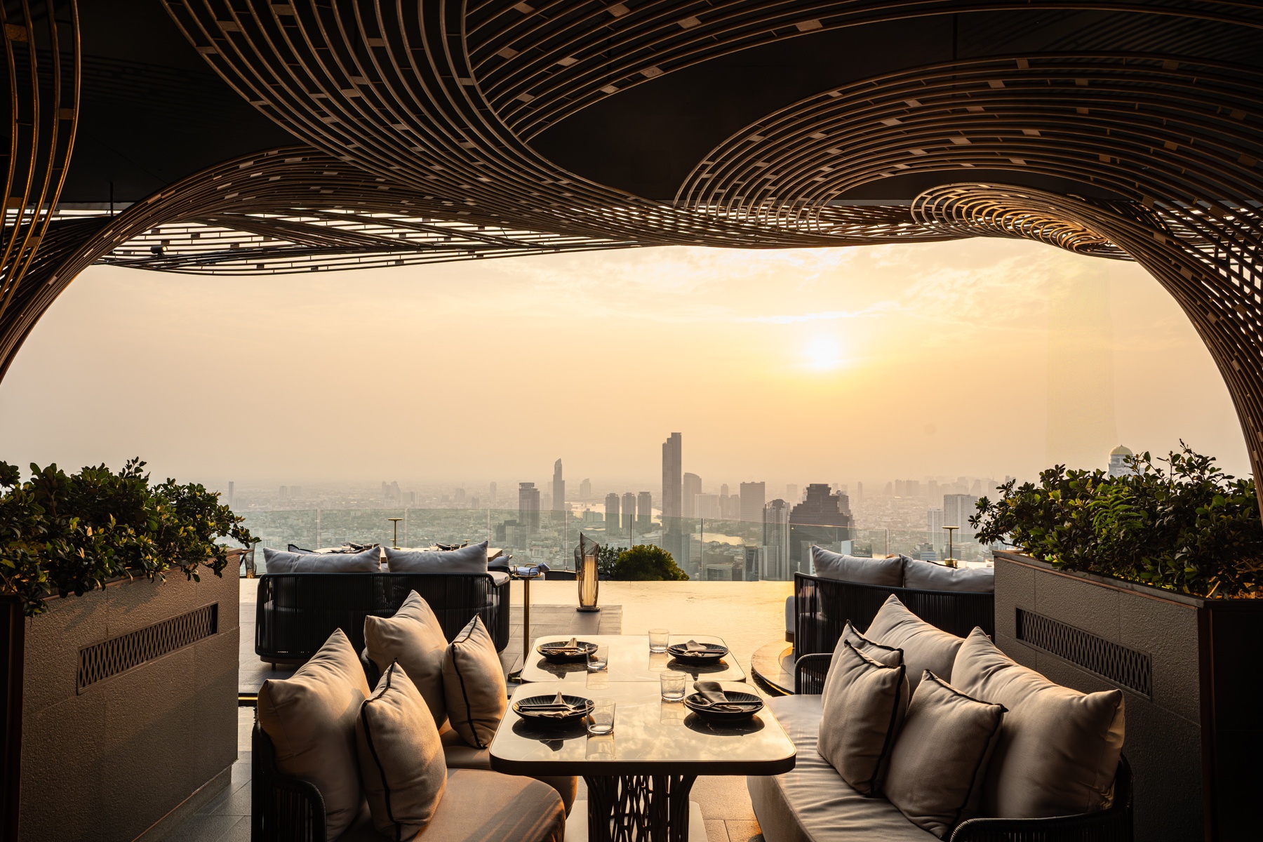 In this picture: Le Du Kaan, Chef Ton, Bangkok.