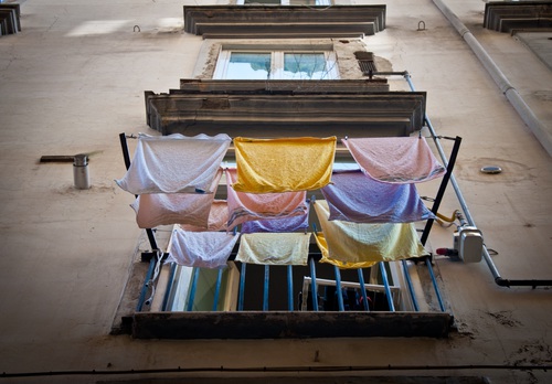 Intimacy under the Wires, Italy, Laundry, Naples, Napoli, laundry project
