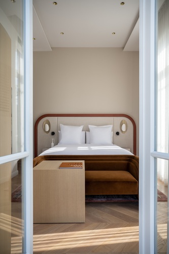 natural light, gorgeous room, Elkonin. . Tel Aviv